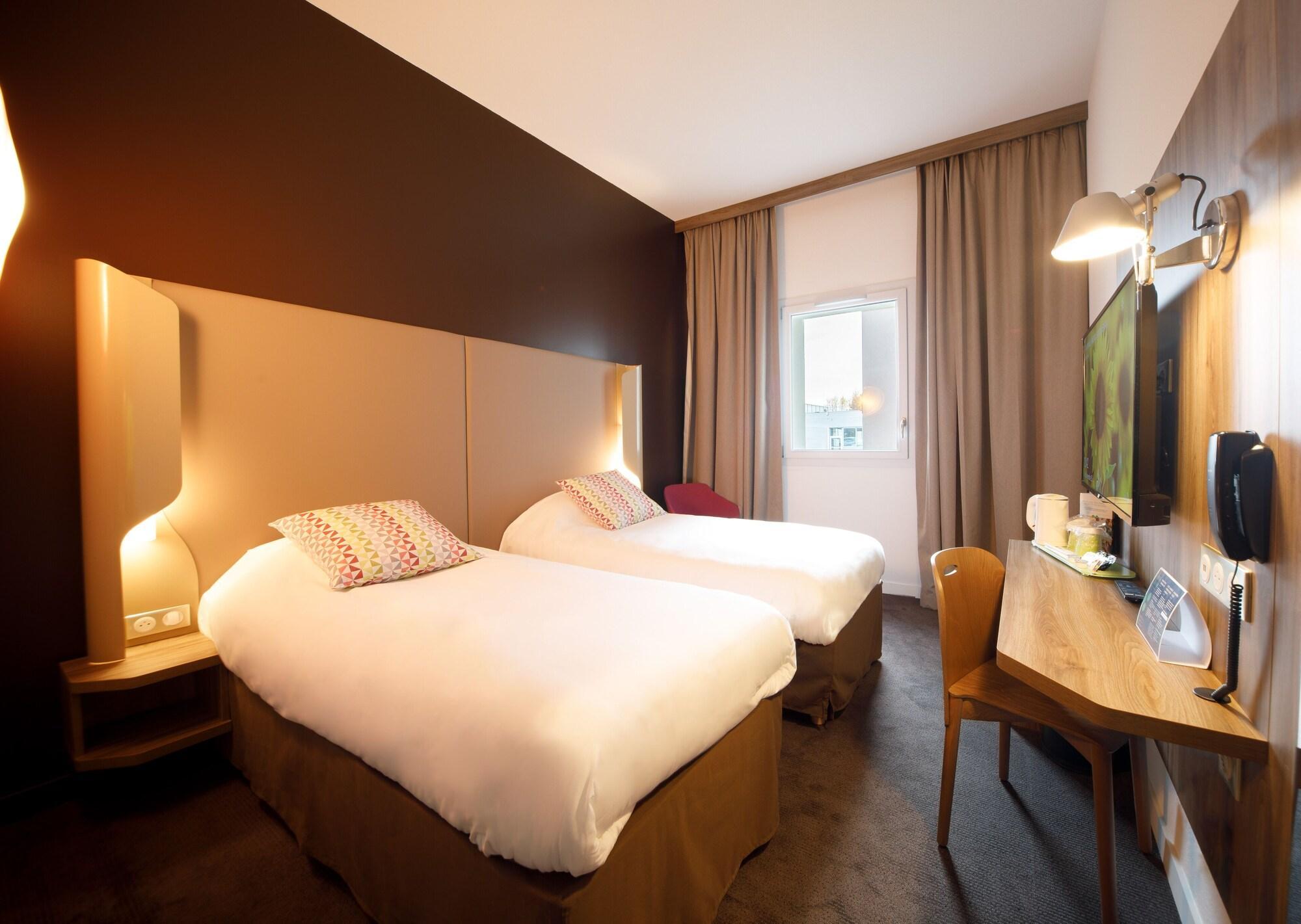 Campanile Findrol Annemasse Savoie Leman Hotel Fillinges ภายนอก รูปภาพ